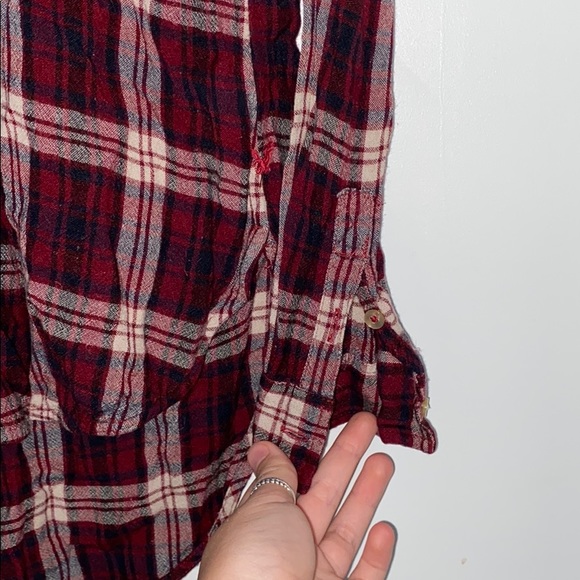 ❤️ AE Boyfriend Fit Half Button Flannel Top - Picture 2 of 4